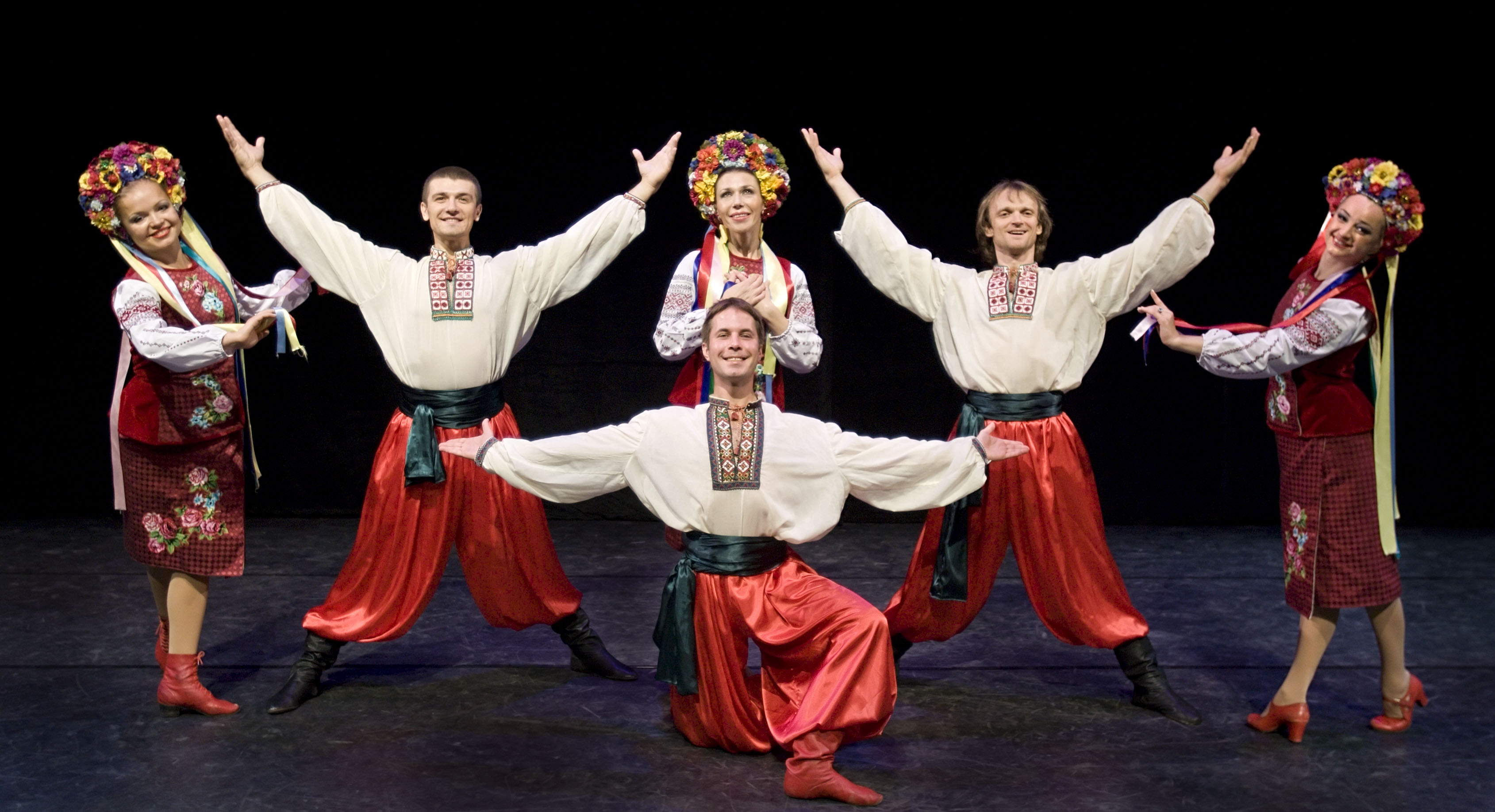 Uniting With Ukraine Dance Music And Song   Ukrainian Dancers 